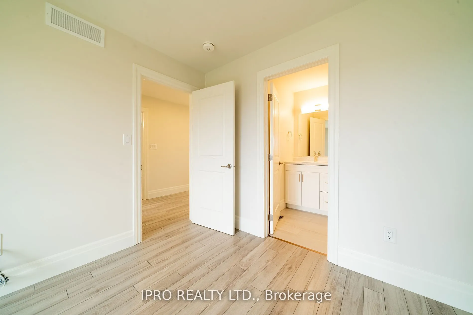 44 Campbell Crescent