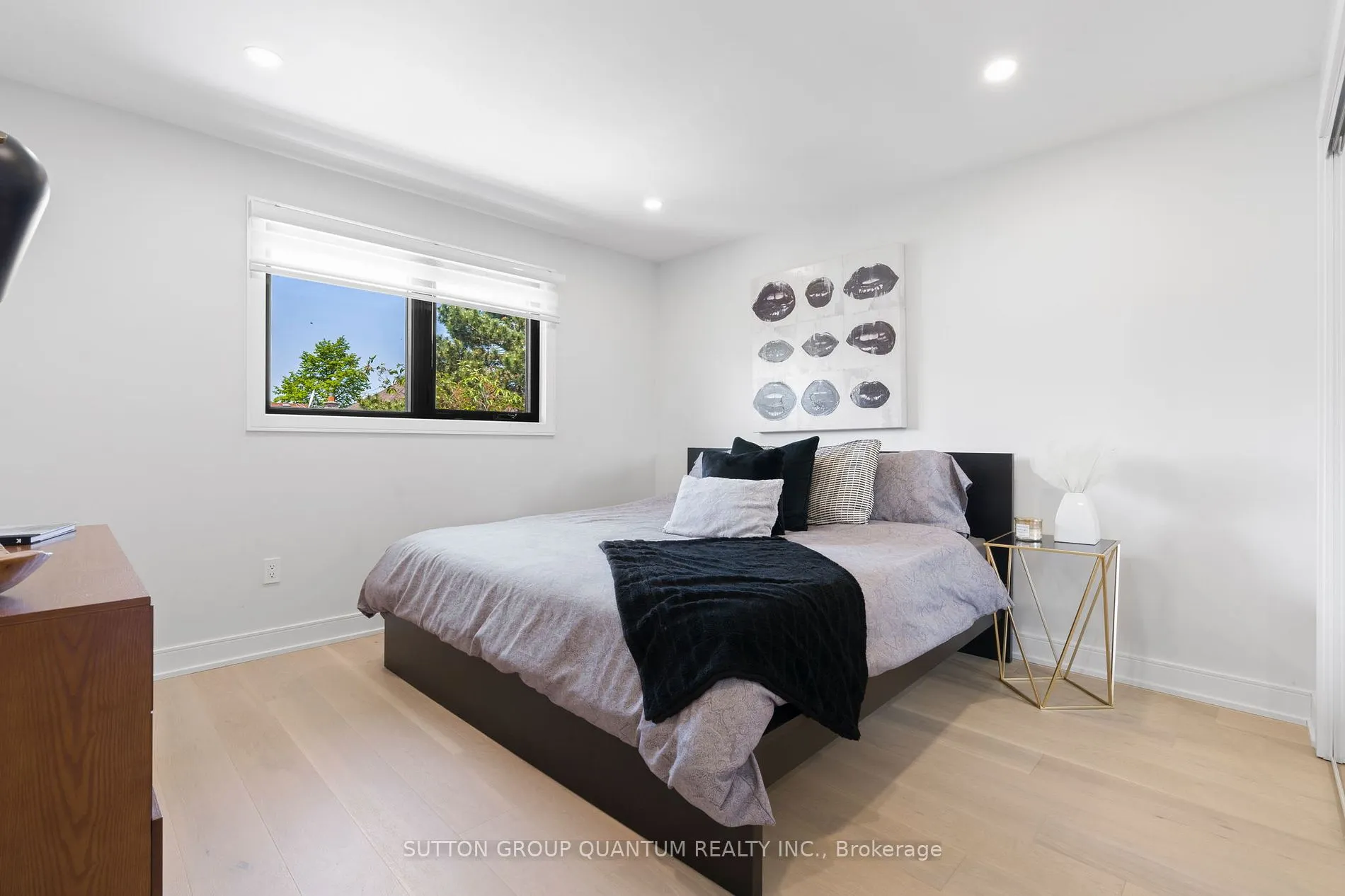 17 Clearview Dr