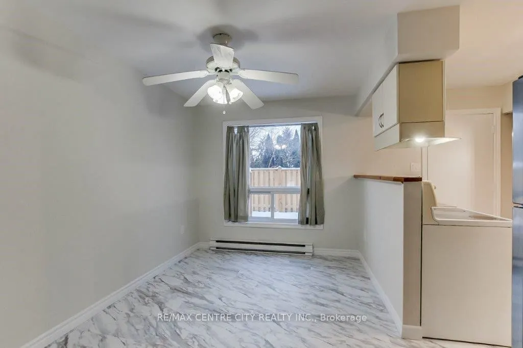 1290 Bentley Dr, #28