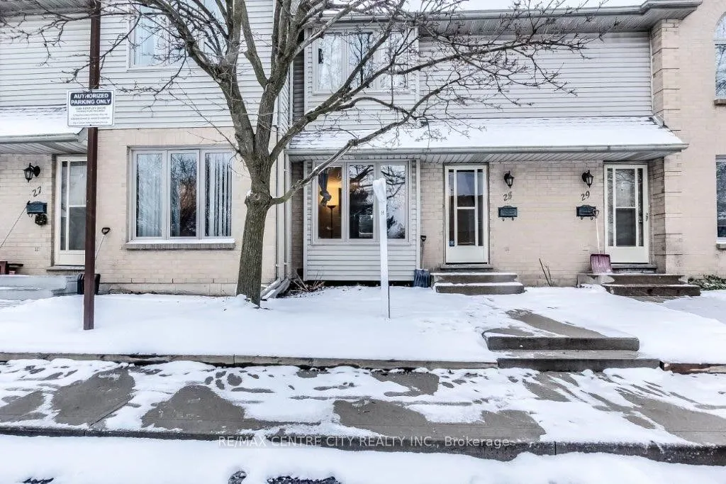 1290 Bentley Dr, #28