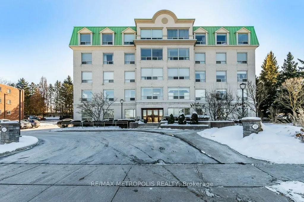 405 Erb Street W, #204
