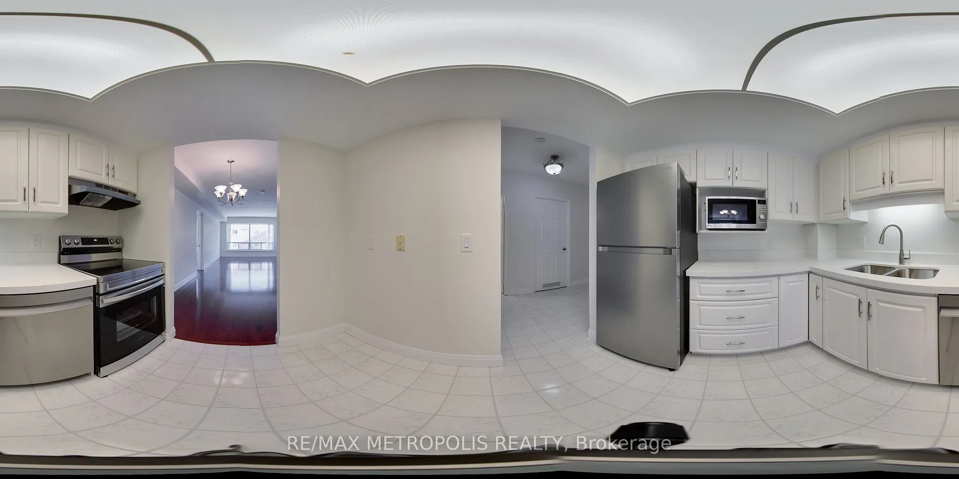 405 Erb Street W, #204