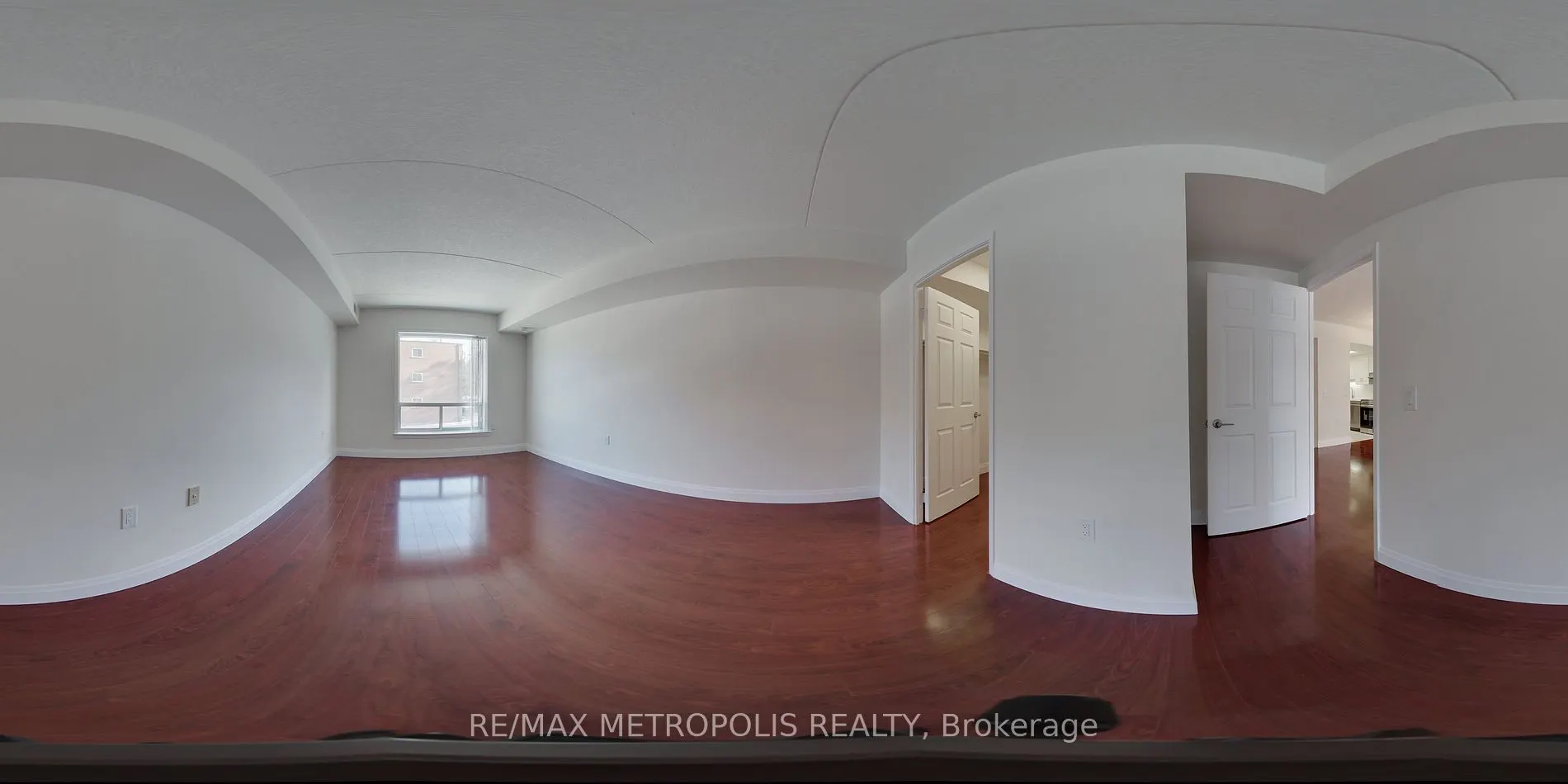 405 Erb Street W, #204