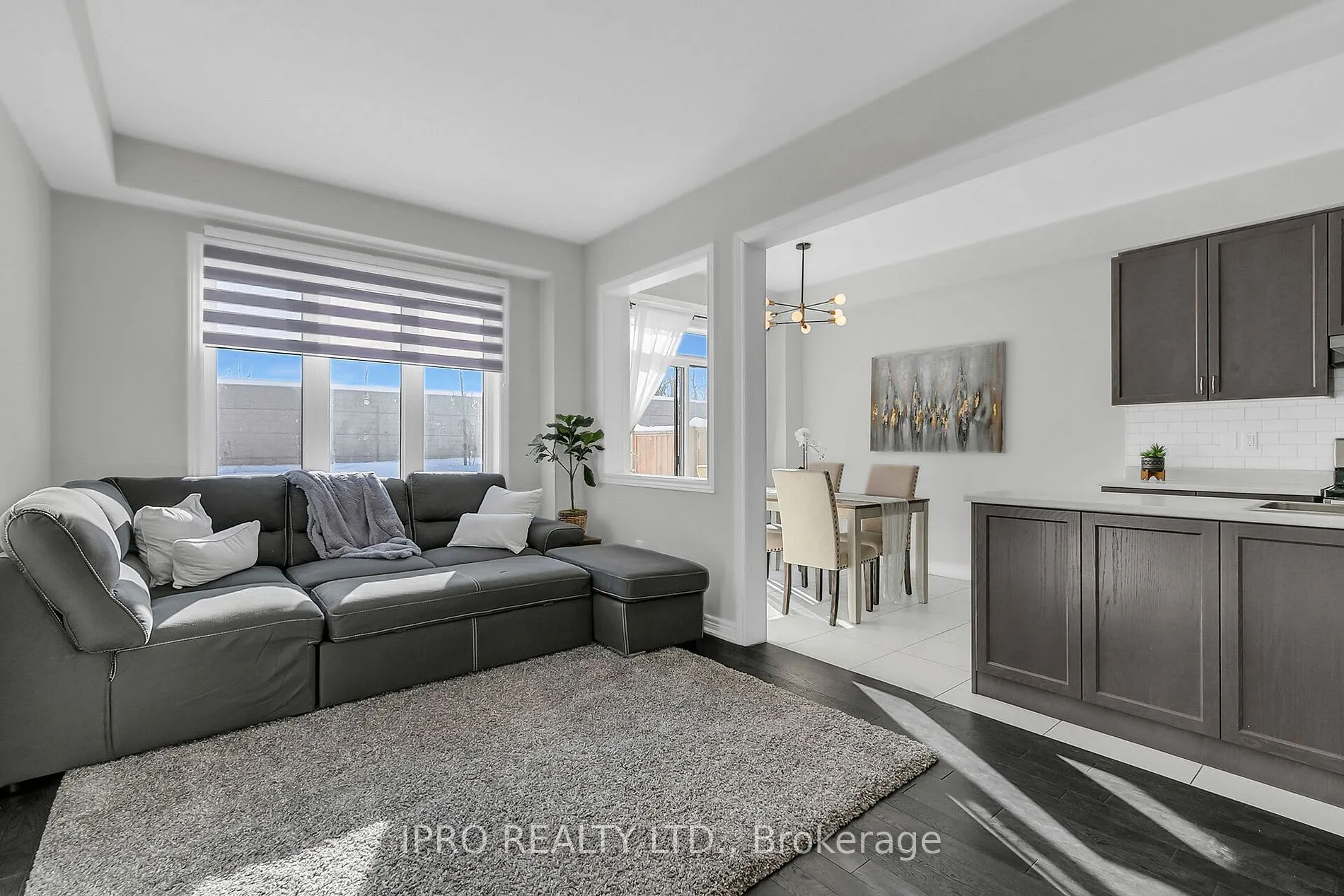 166 Deerpath Dr, #60