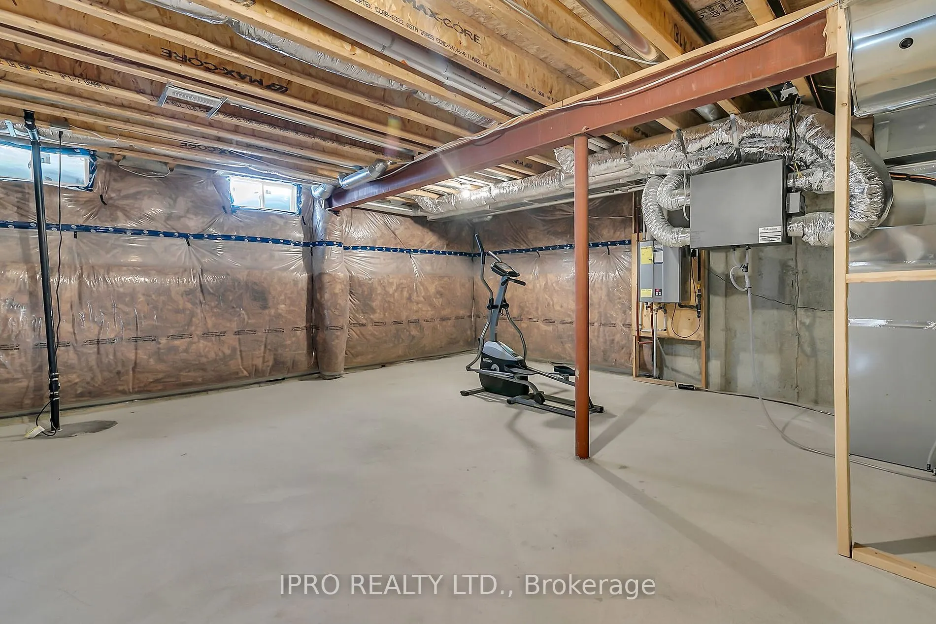 166 Deerpath Dr, #60