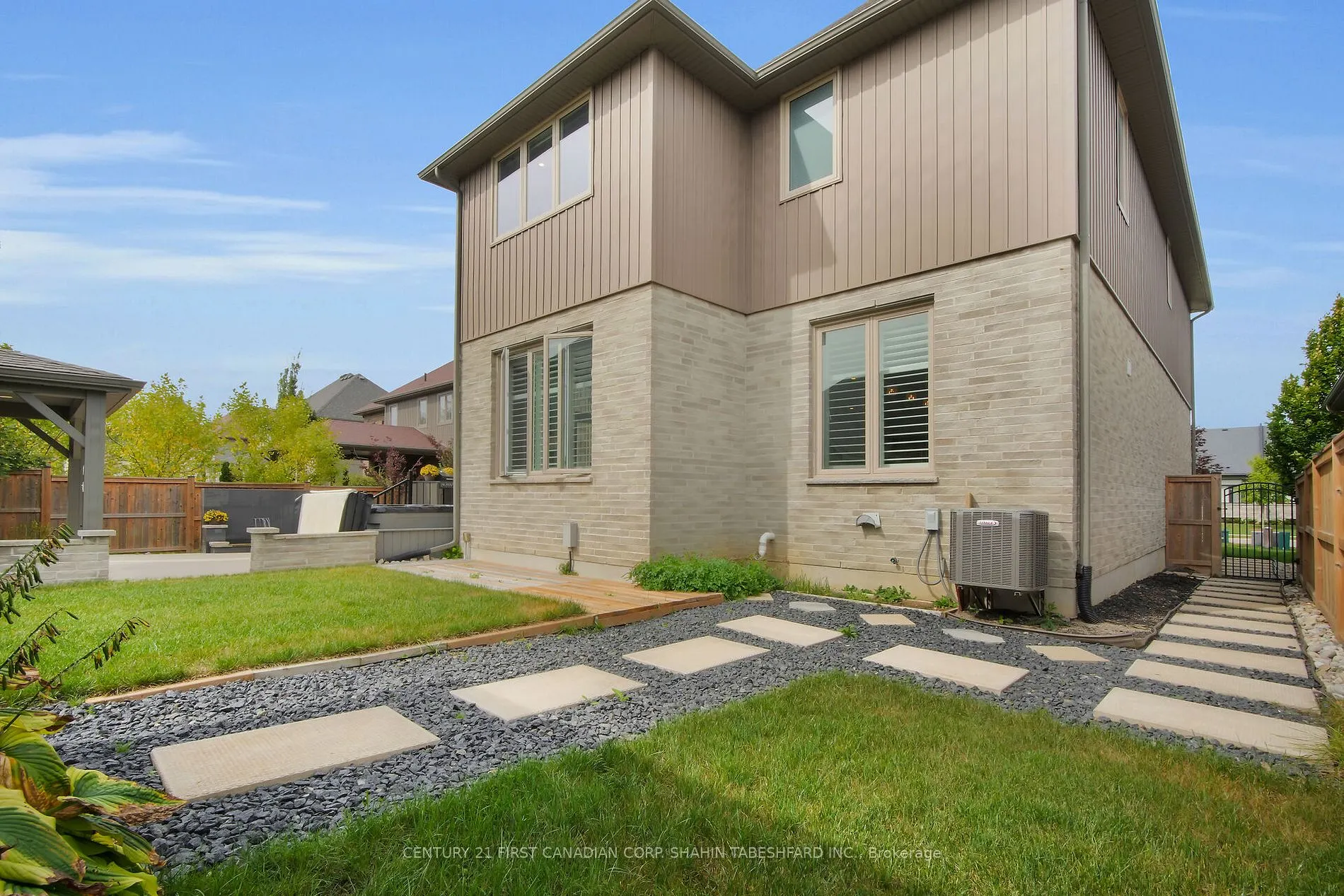 2226 Callingham Dr