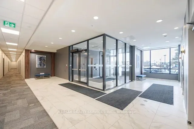 26 Lowes Rd W, #201