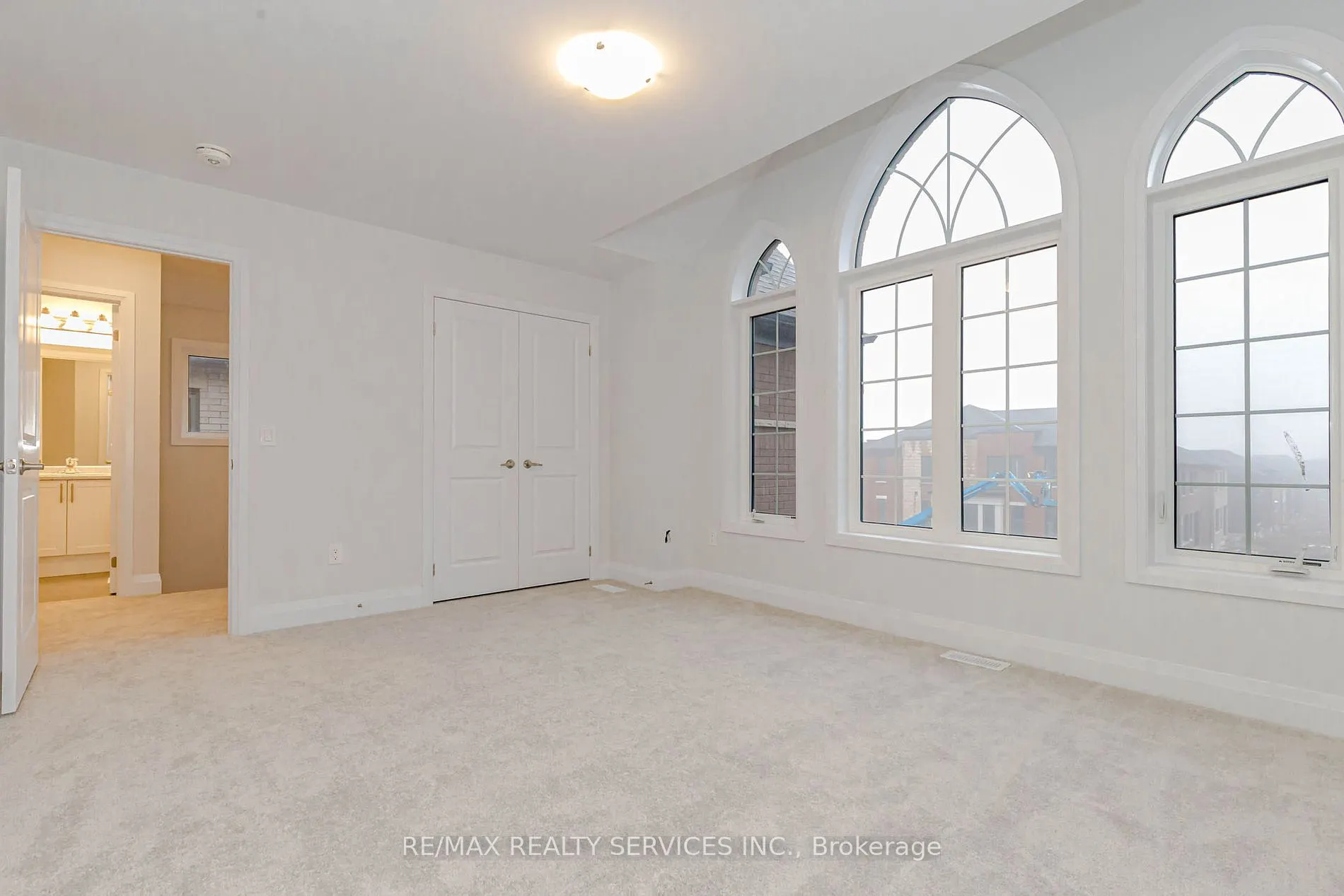 861 Knights Lane
