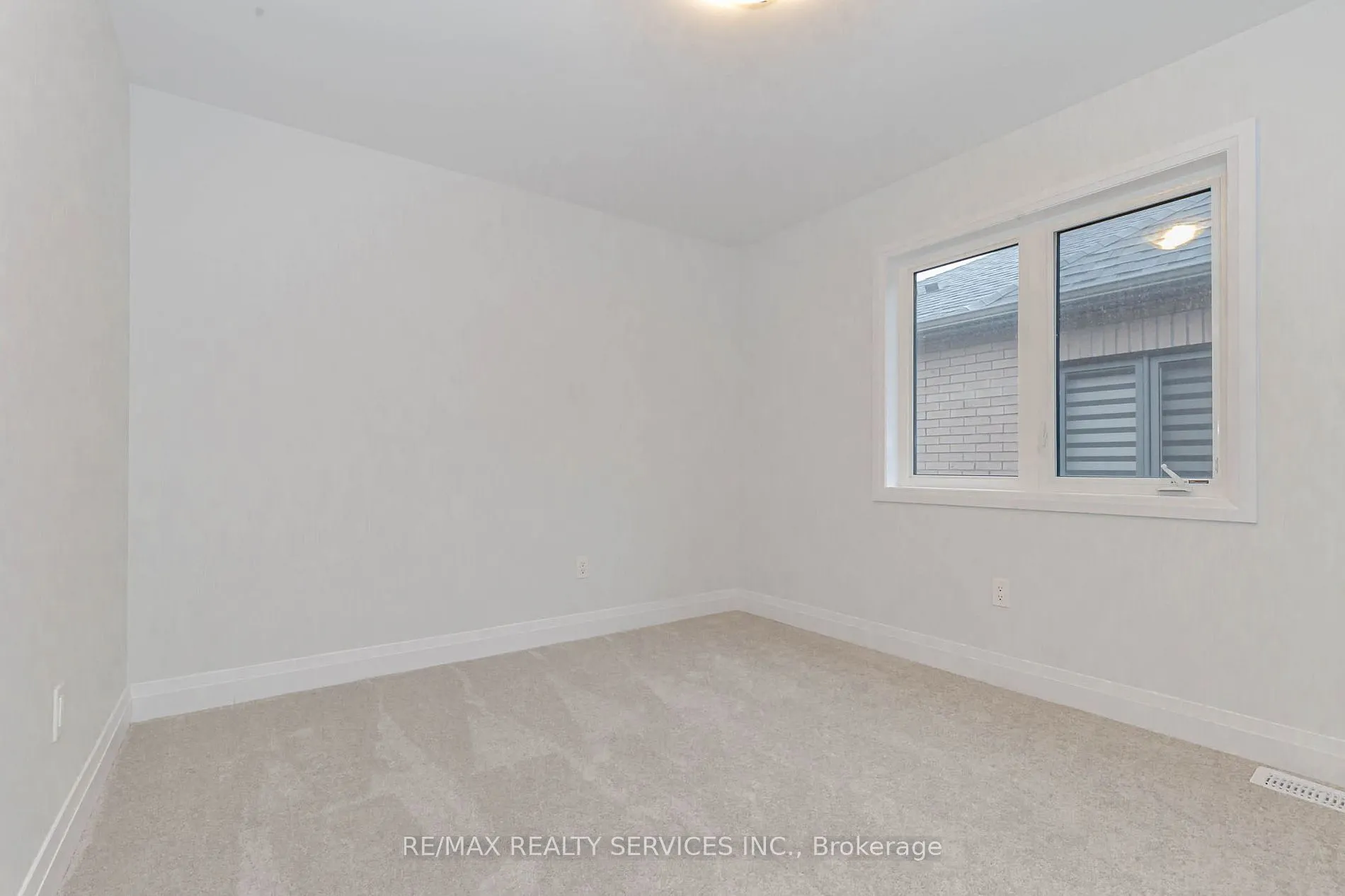 861 Knights Lane