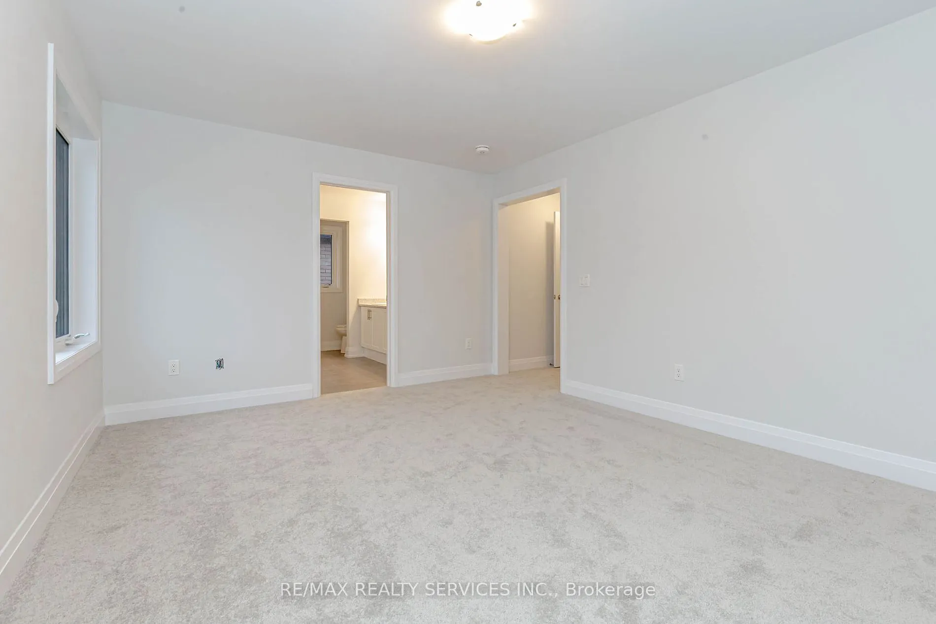 861 Knights Lane