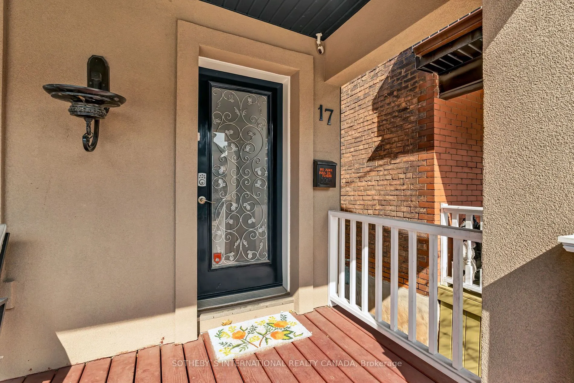 17 Avalon Pl