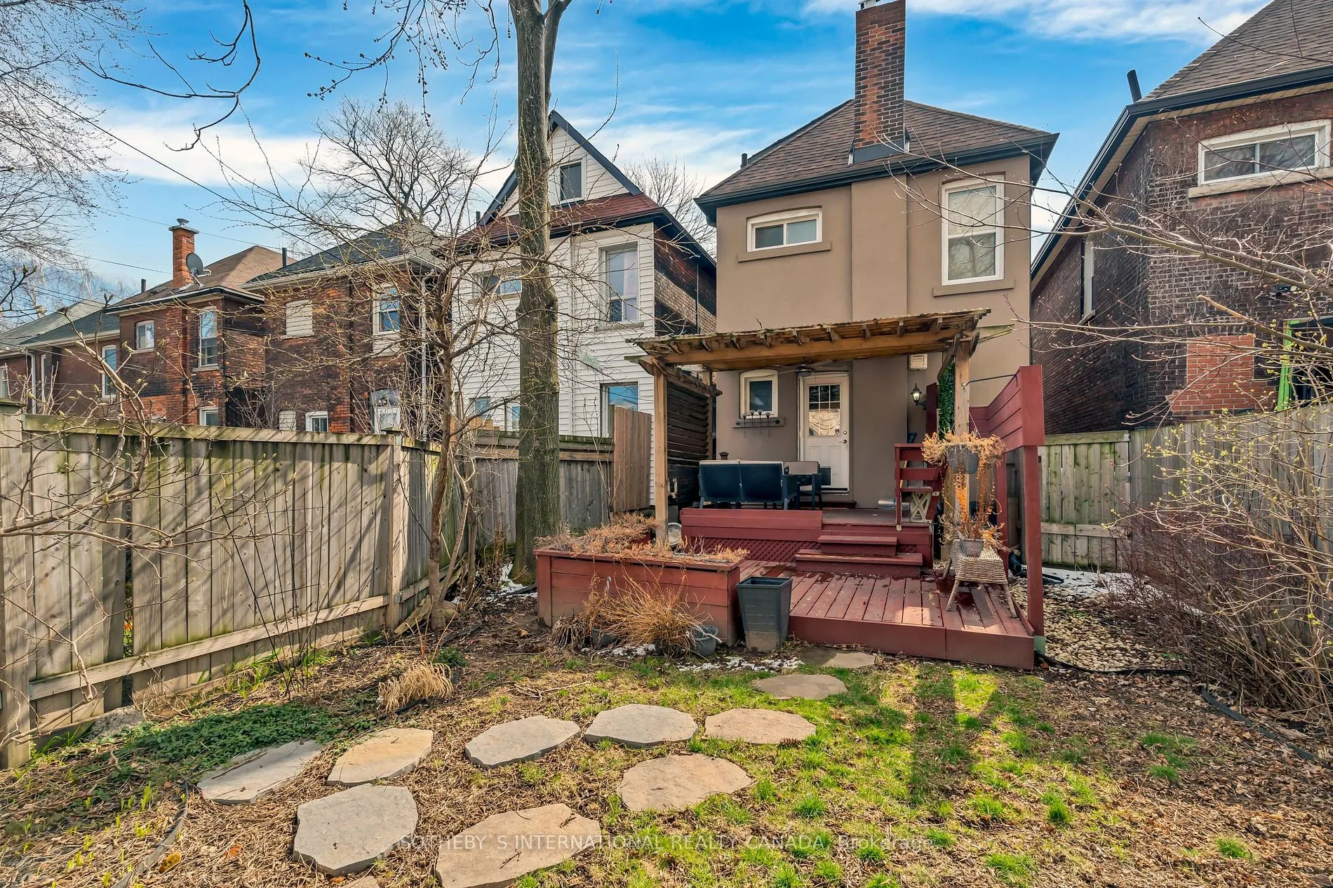 17 Avalon Pl