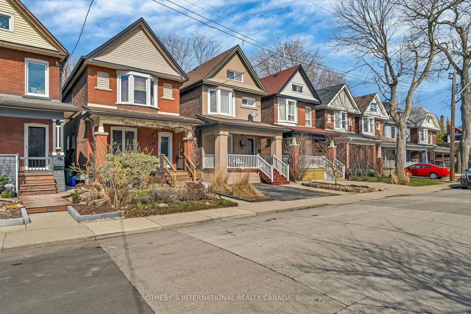 17 Avalon Pl