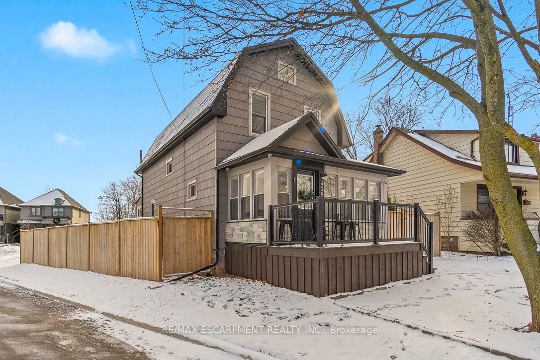 4297 East Ave, #1