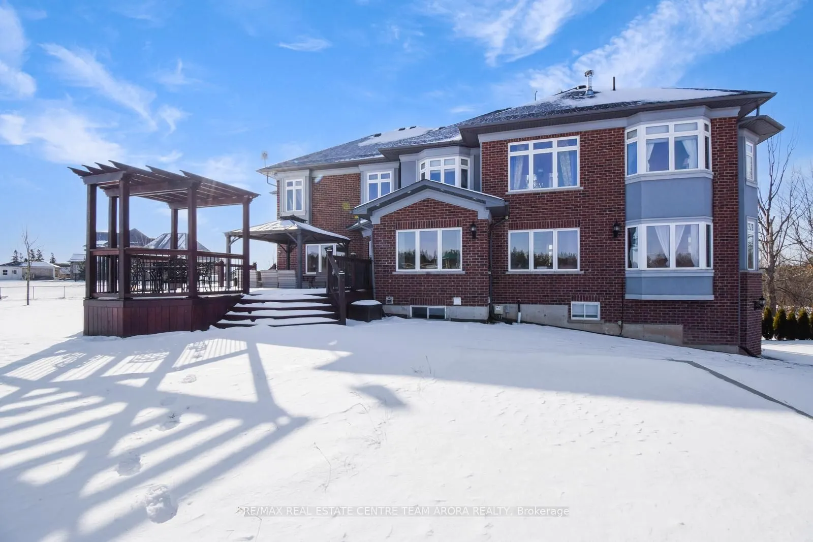 100 Chesswood Trail