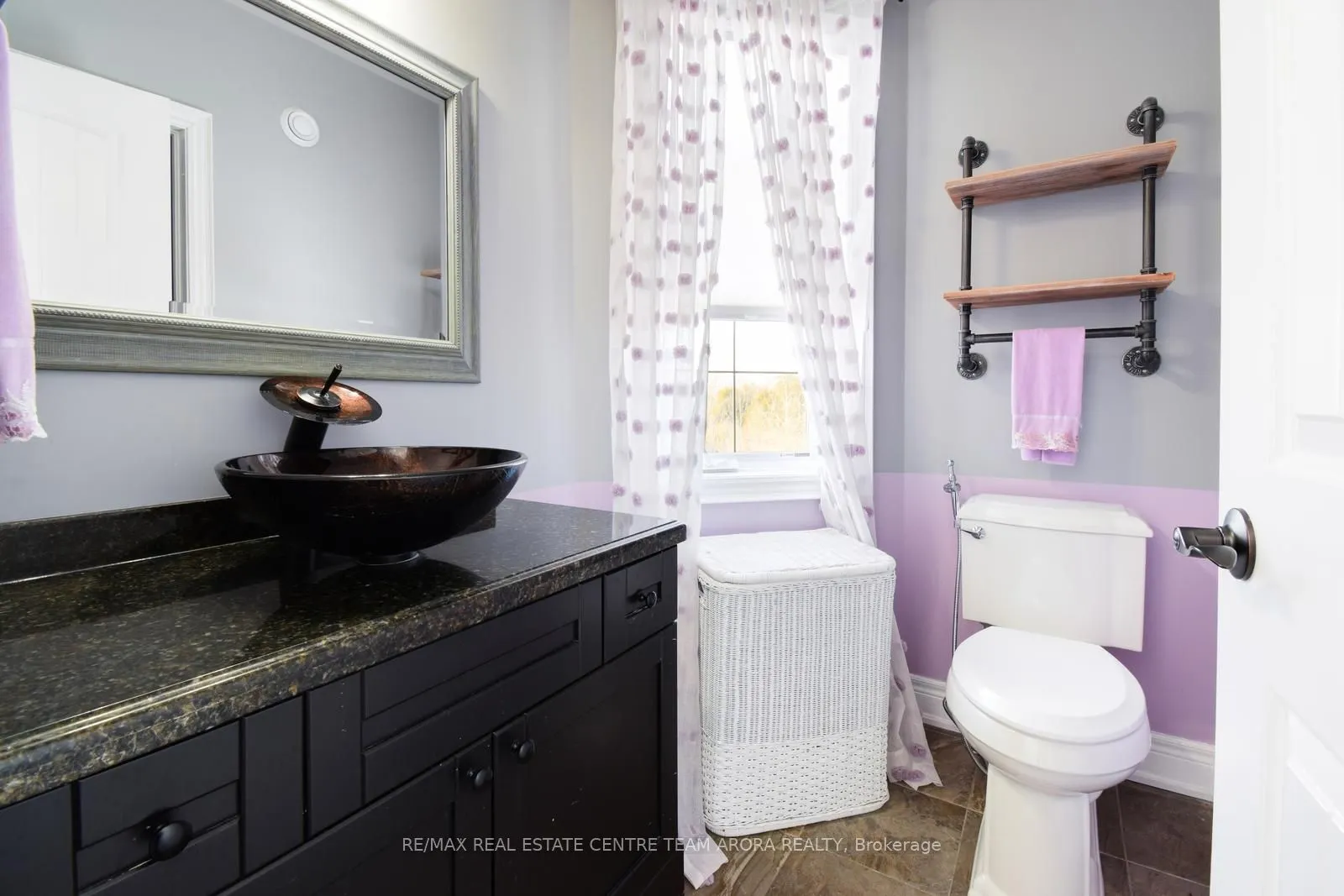 100 Chesswood Trail