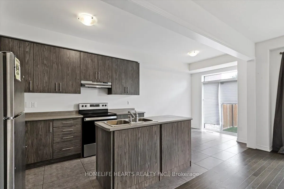 166 Deerpath Dr, #55