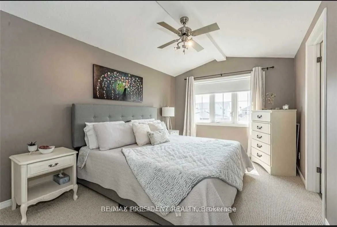 22 Davison Dr