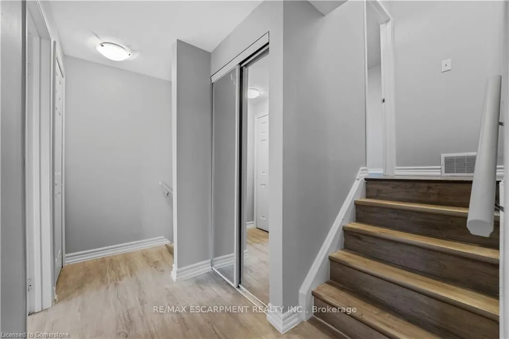 280 Montmorency Dr, #521