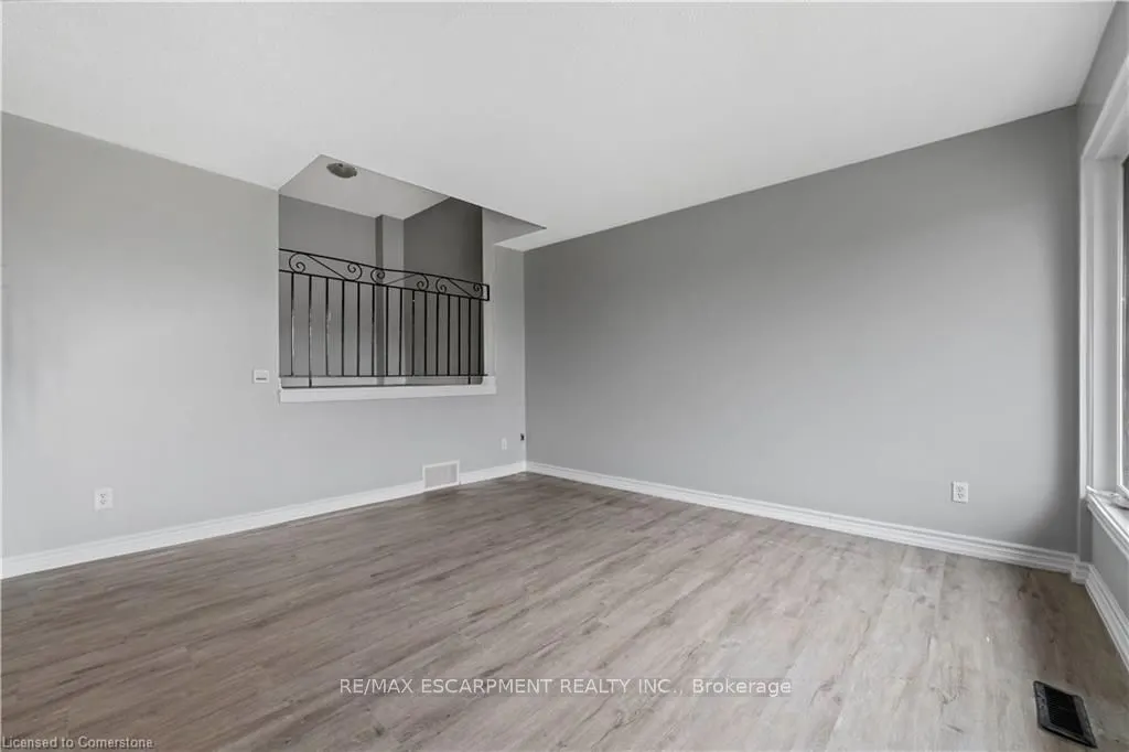 280 Montmorency Dr, #521