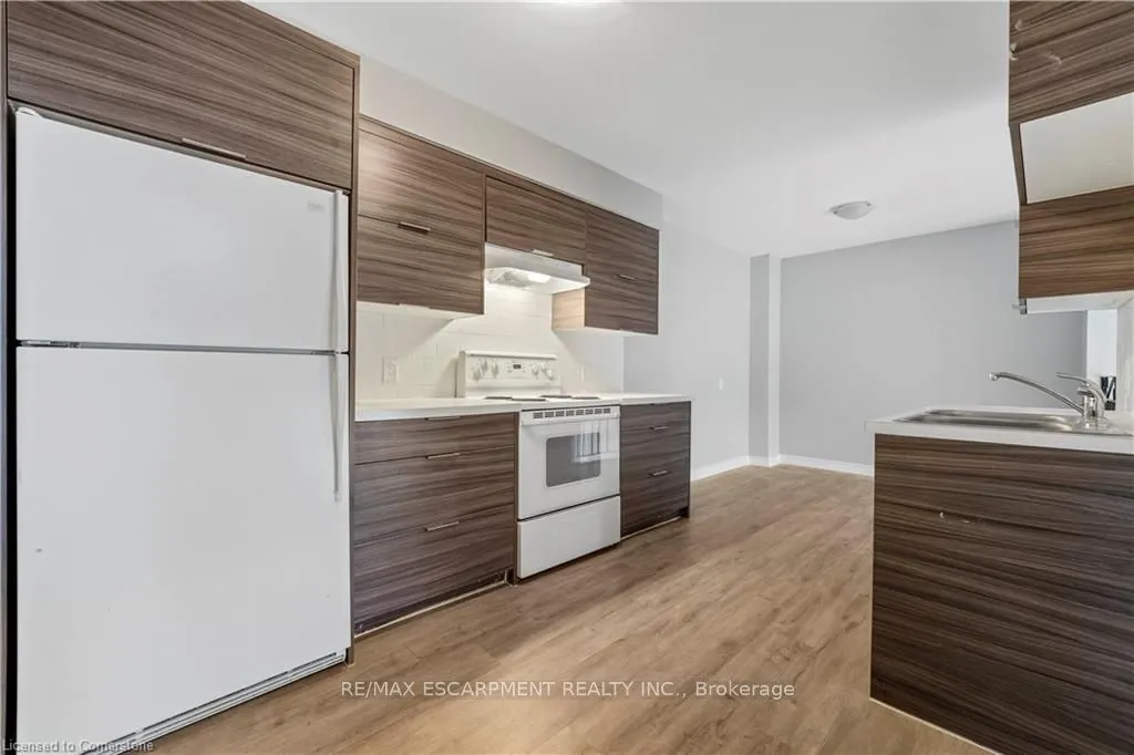 280 Montmorency Dr, #521