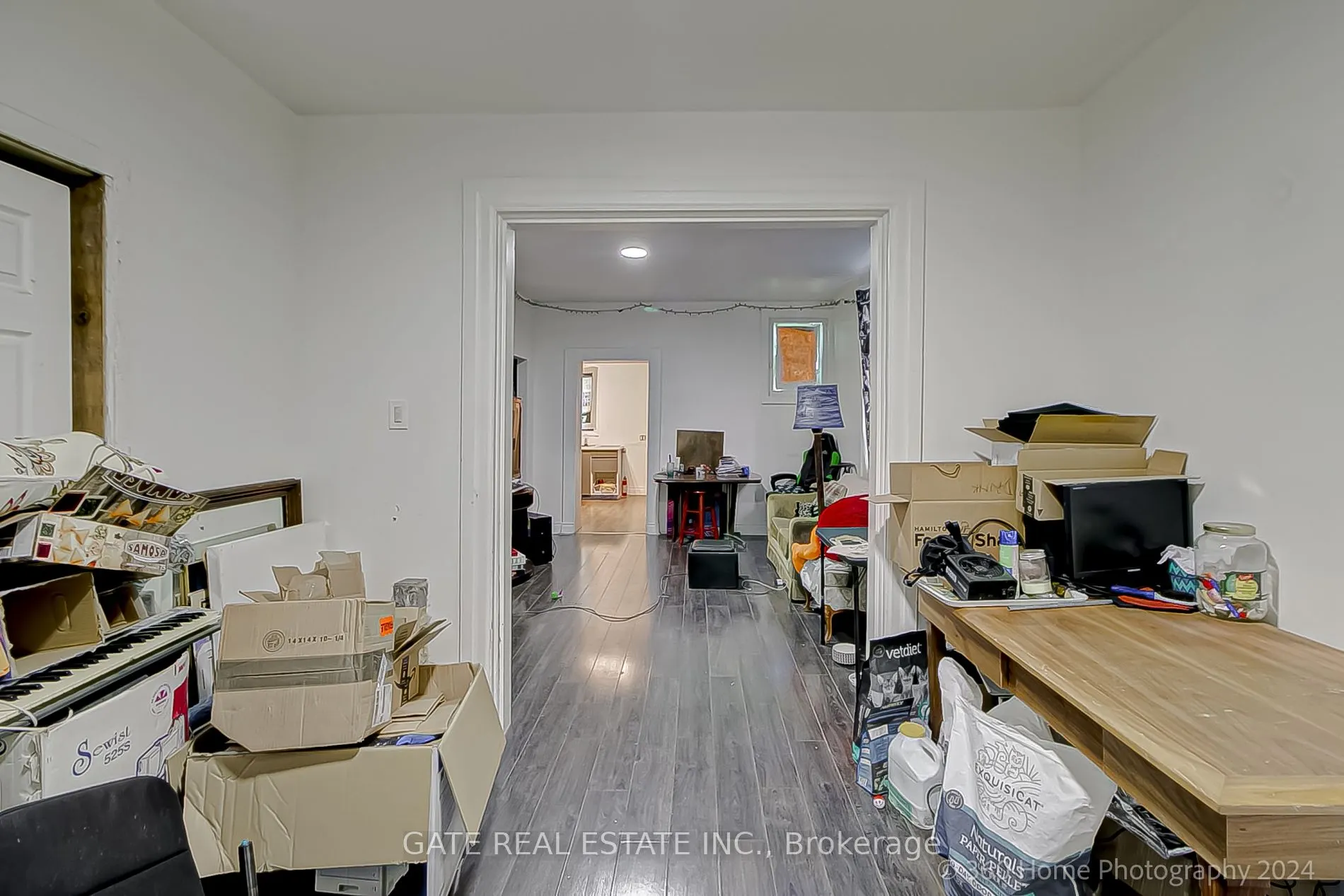 99 Leeming St
