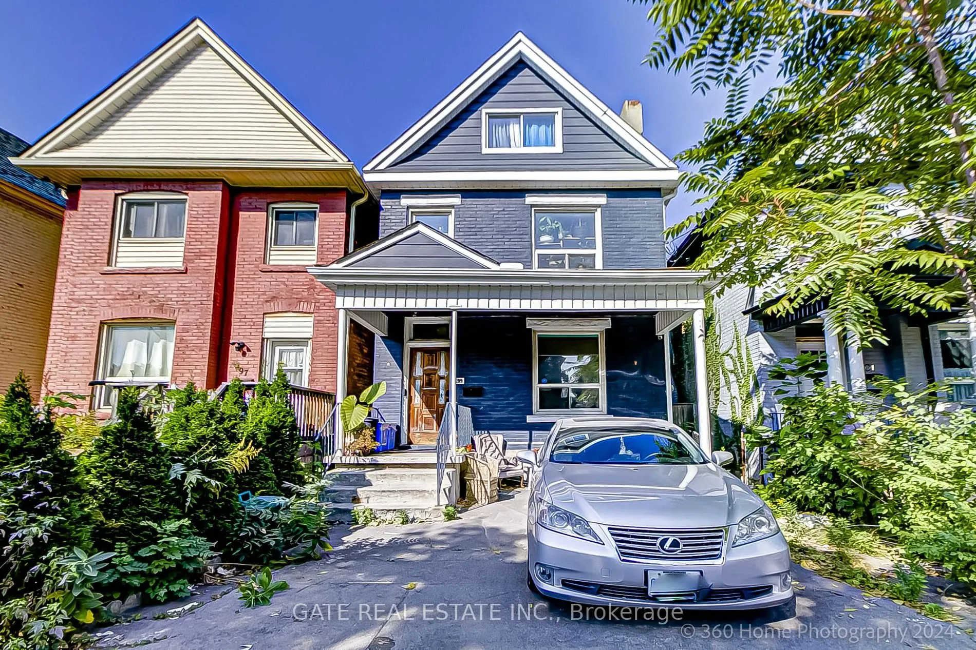 99 Leeming St