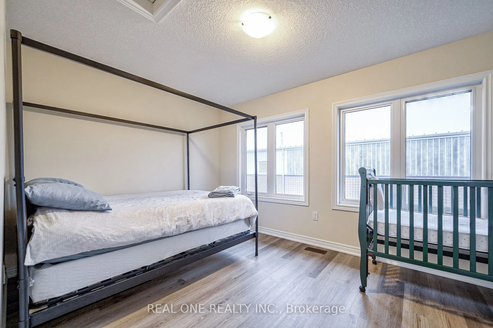 527 Shaver Road, #10