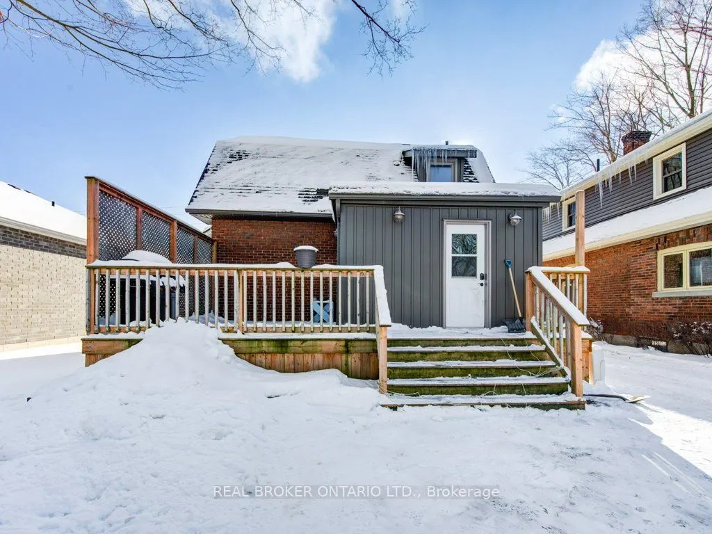 307 Elizabeth St