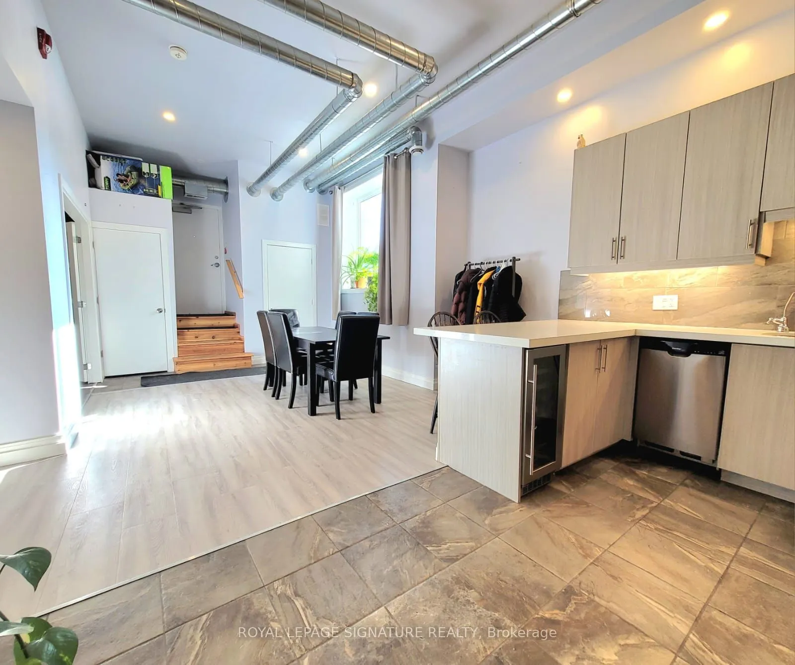 904 Paisley Rd, #105