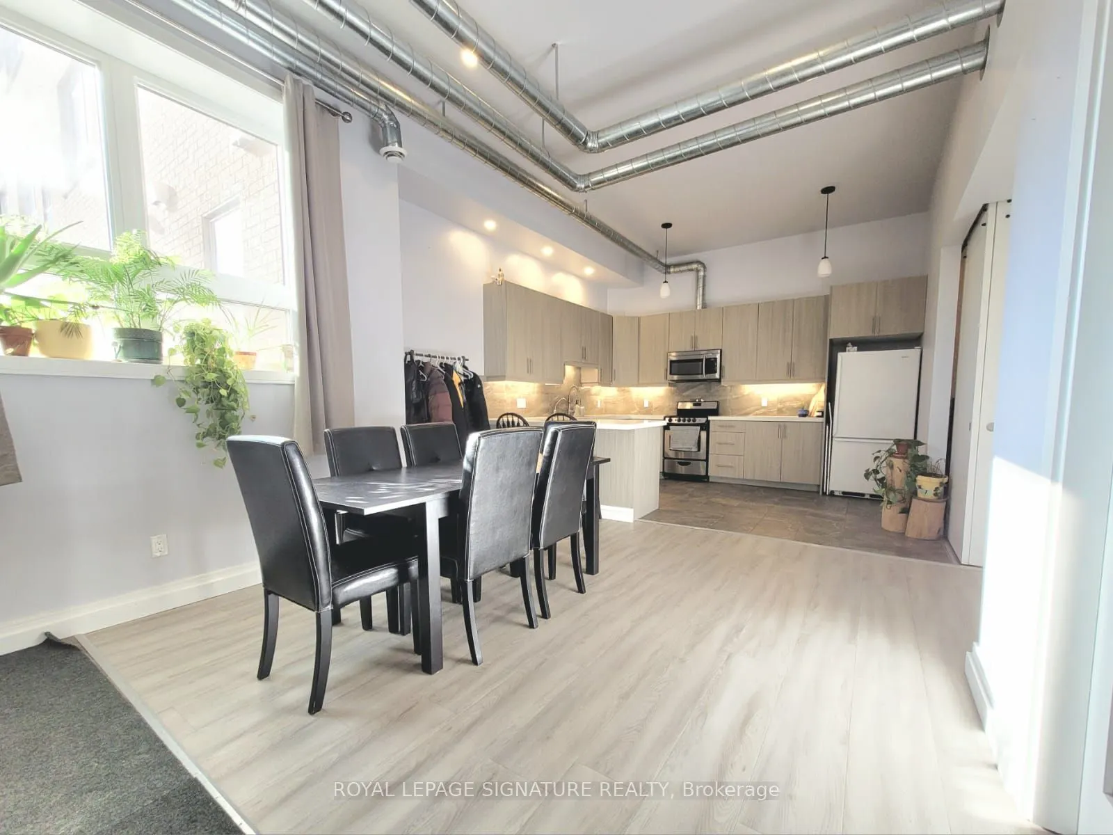 904 Paisley Rd, #105