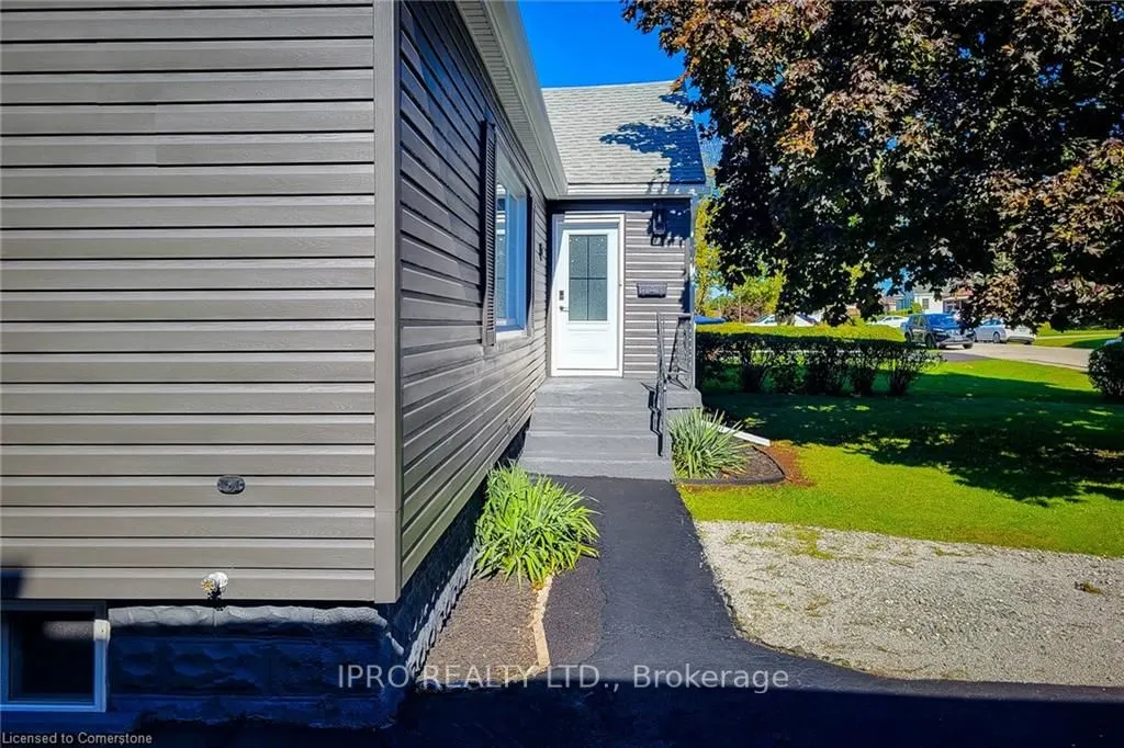 133 Corman Ave