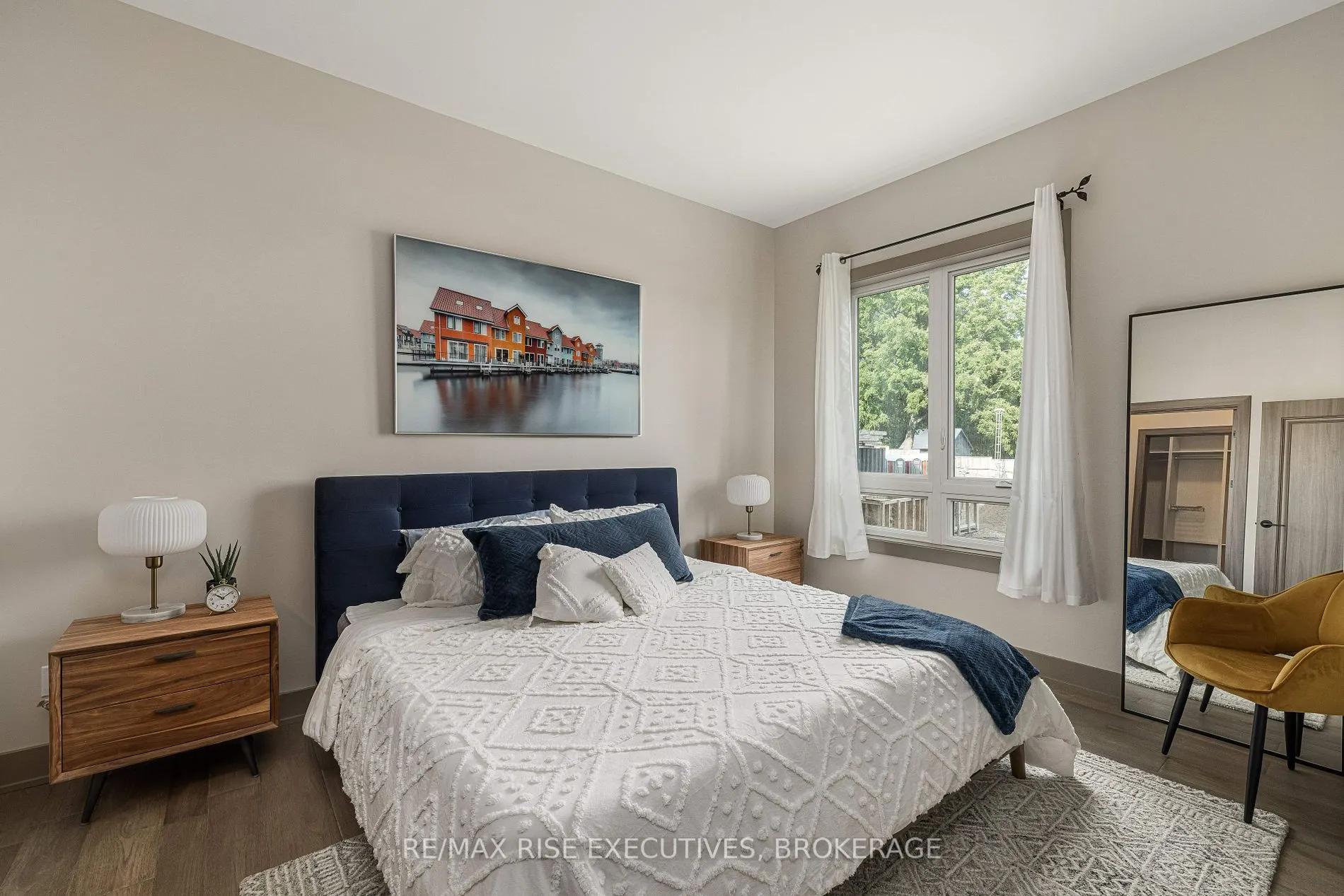 820 GARDINERS Road, #519