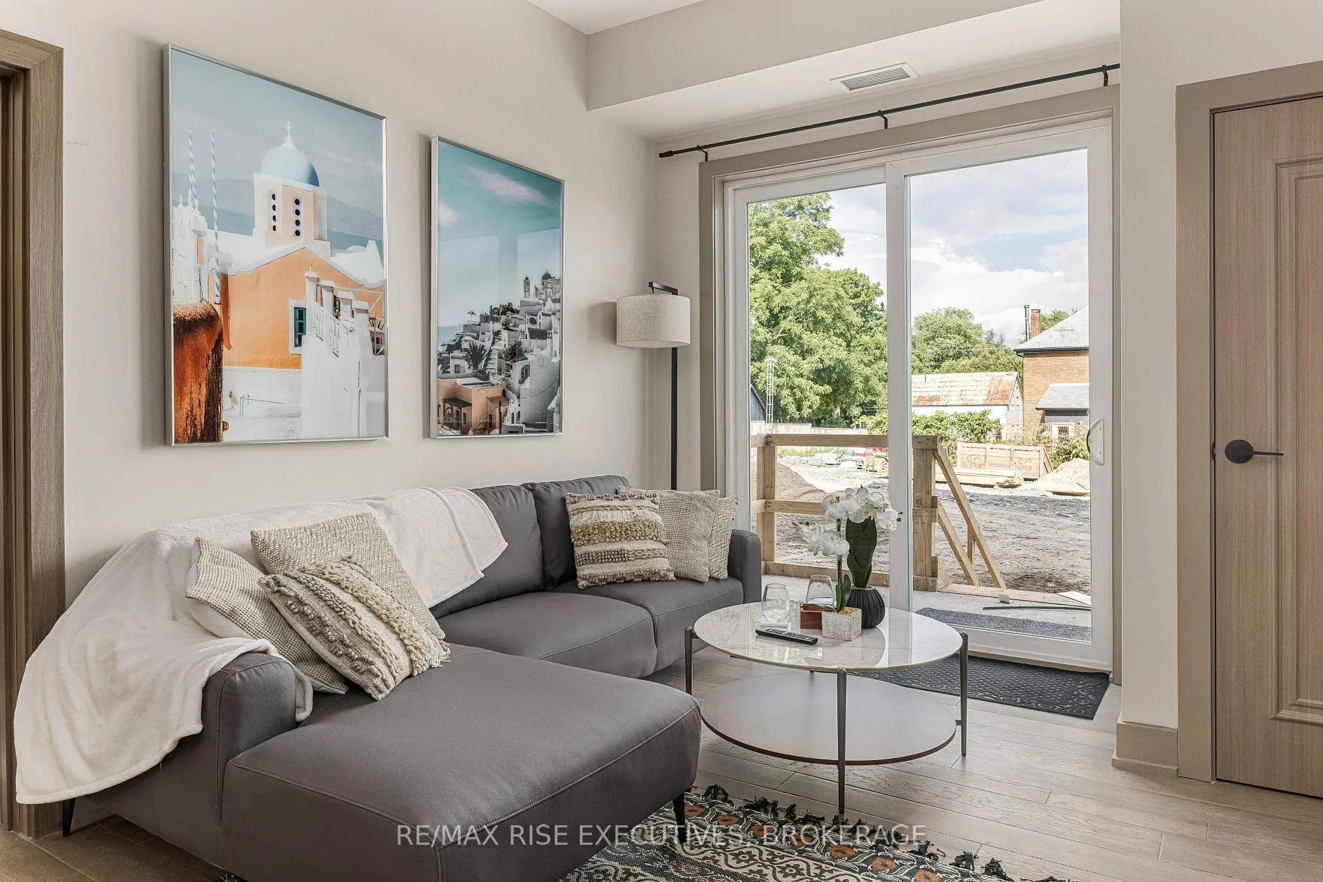 820 GARDINERS Road, #519