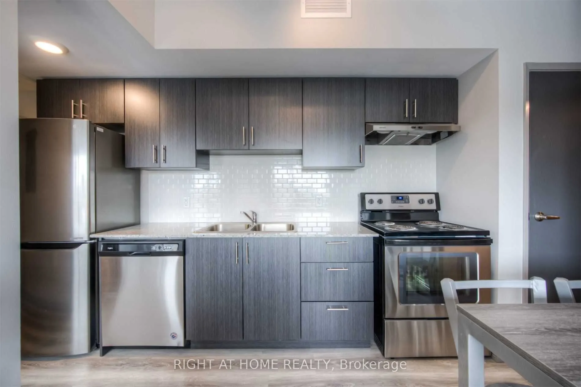 275 Larch Street, #G407