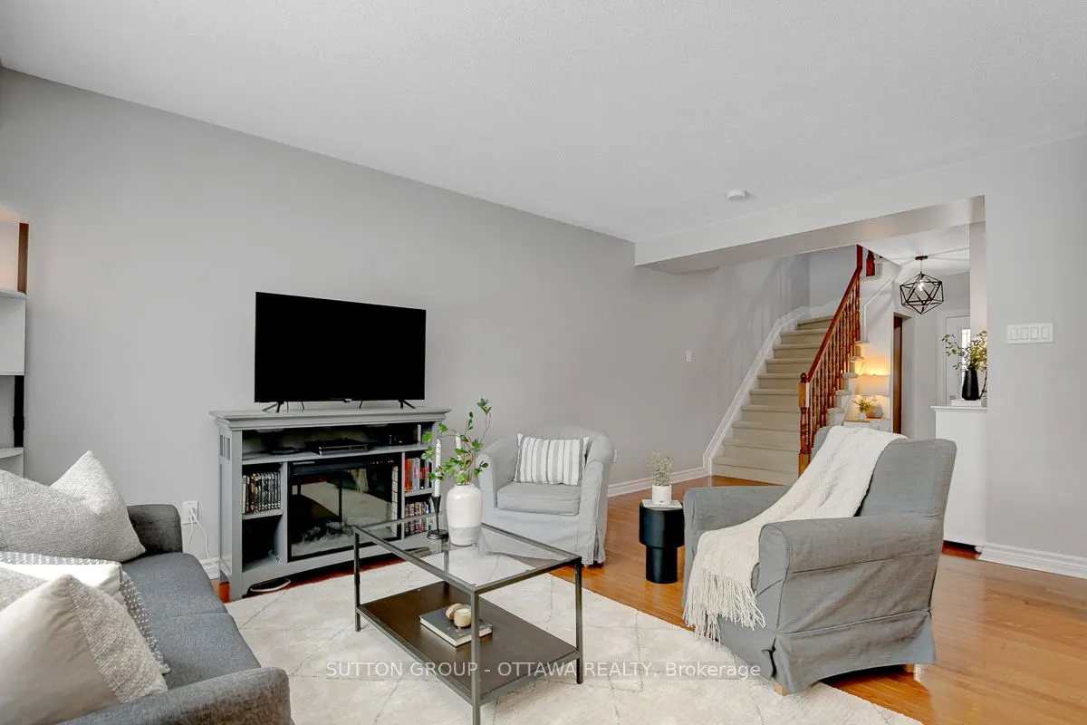 4225 Kelly Farm Dr