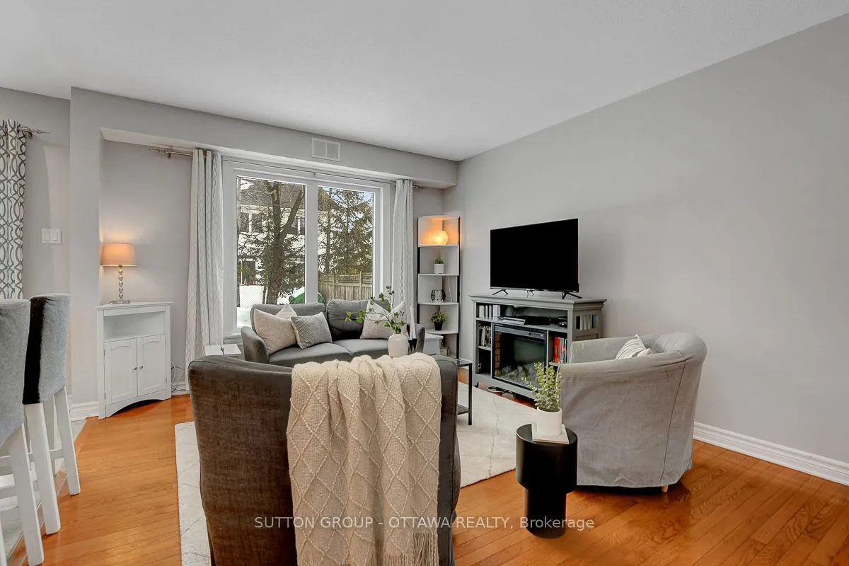 4225 Kelly Farm Dr