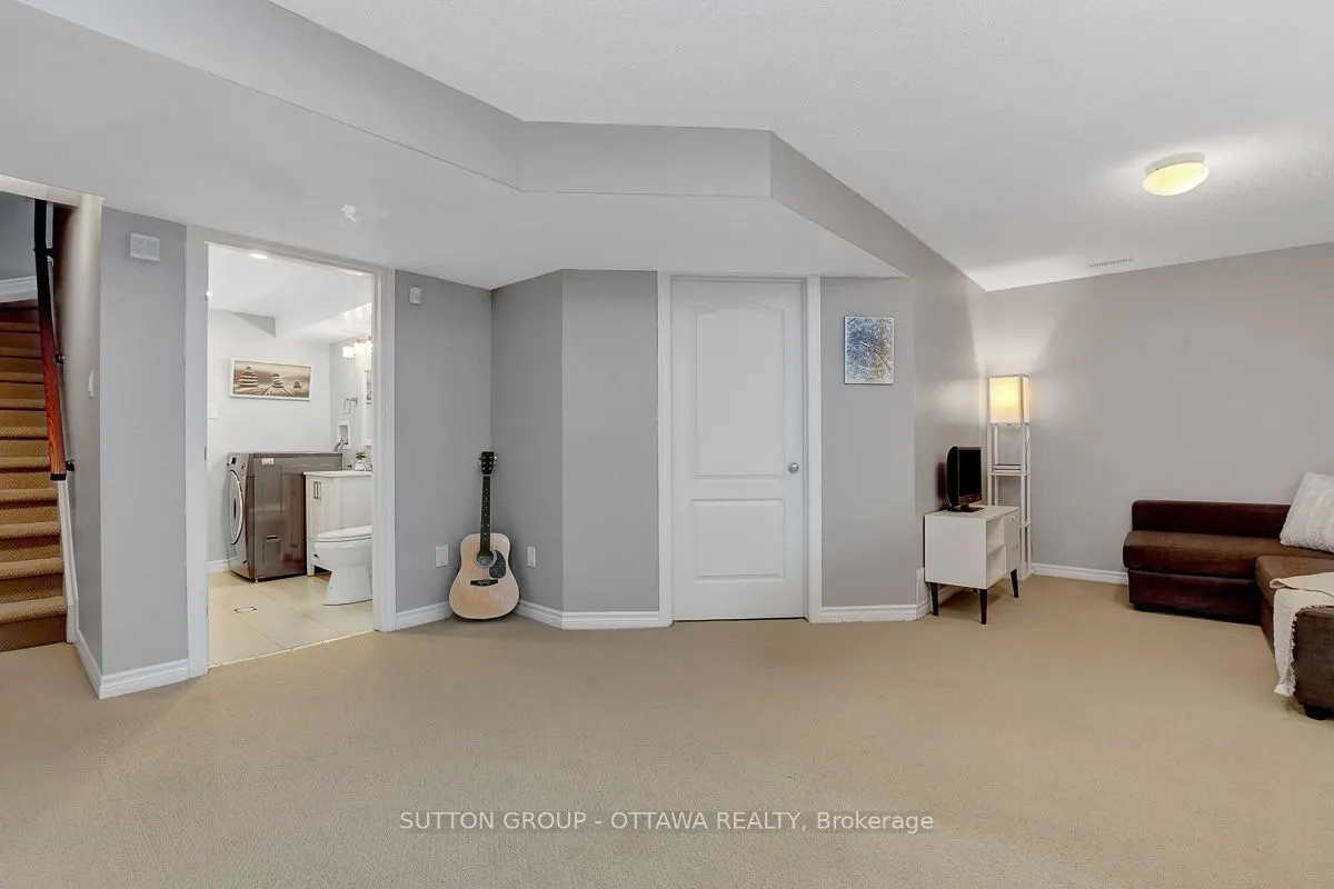 4225 Kelly Farm Dr
