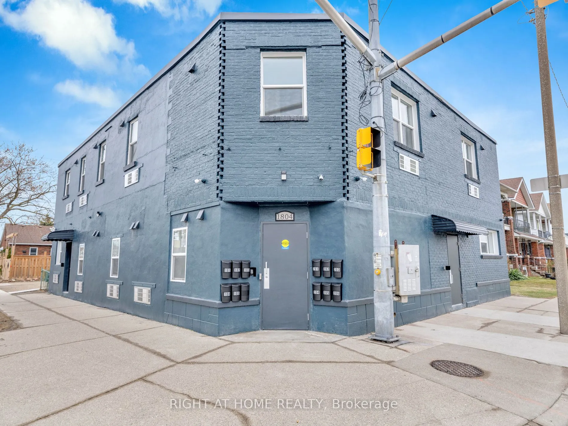 1804 Drouillard Road, #201