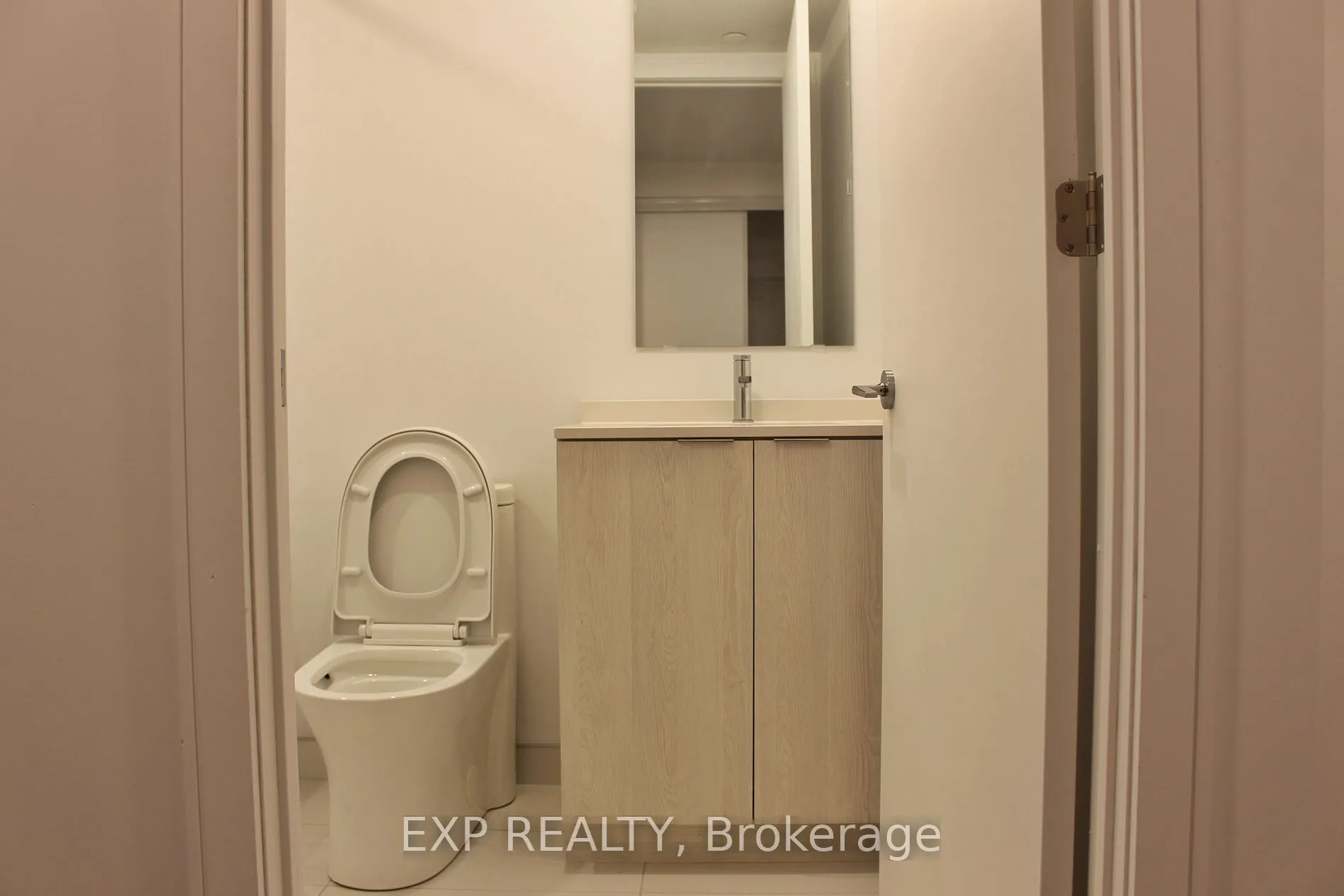 1 Jarvis Street, #714