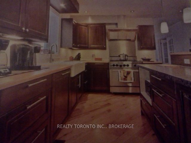 Listing X4420046 - Large Photo # 5