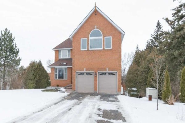16 Rosies Rd, Kawartha Lakes