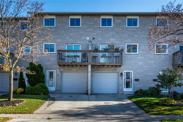 1155 Paramount Dr, Hamilton