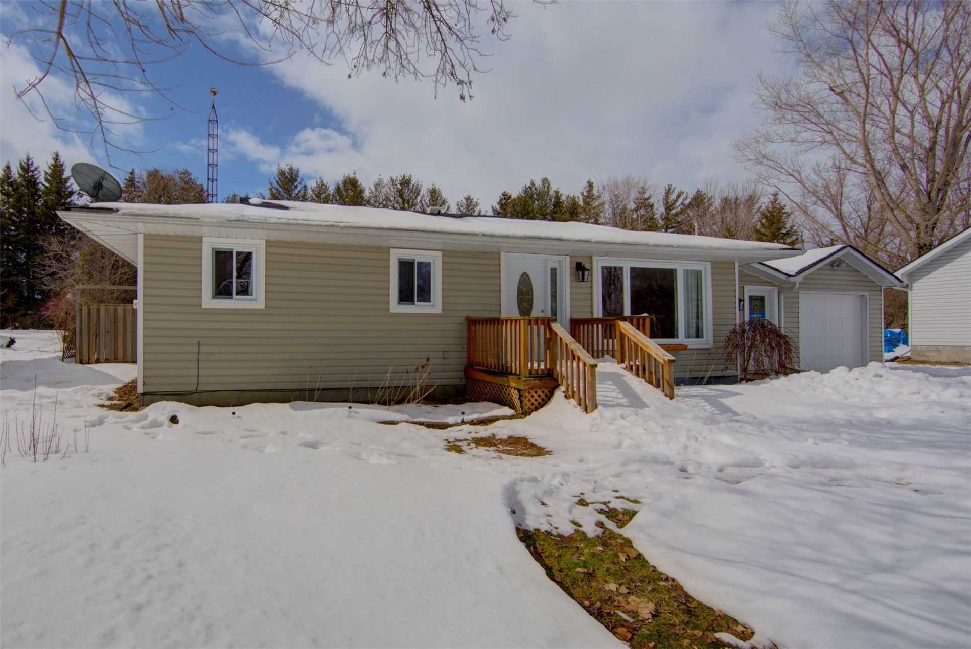 Listing X4710564 - Large Photo # 2