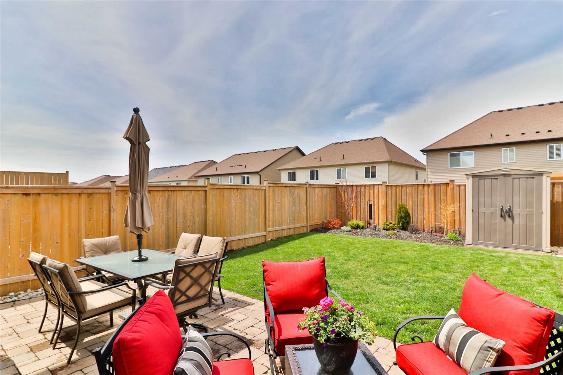 96 Couling Cres