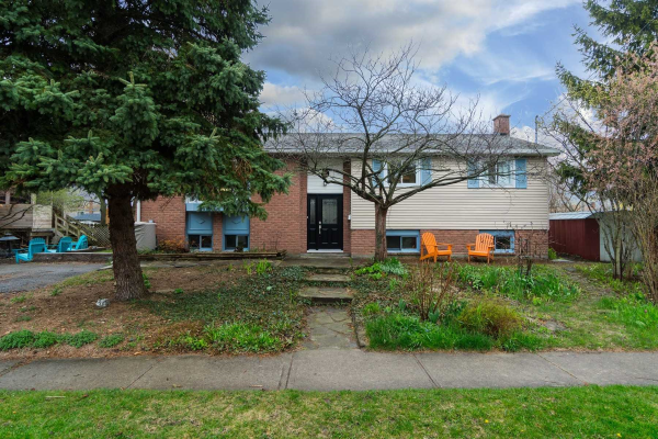 605 Mackechnie Cres, Cobourg