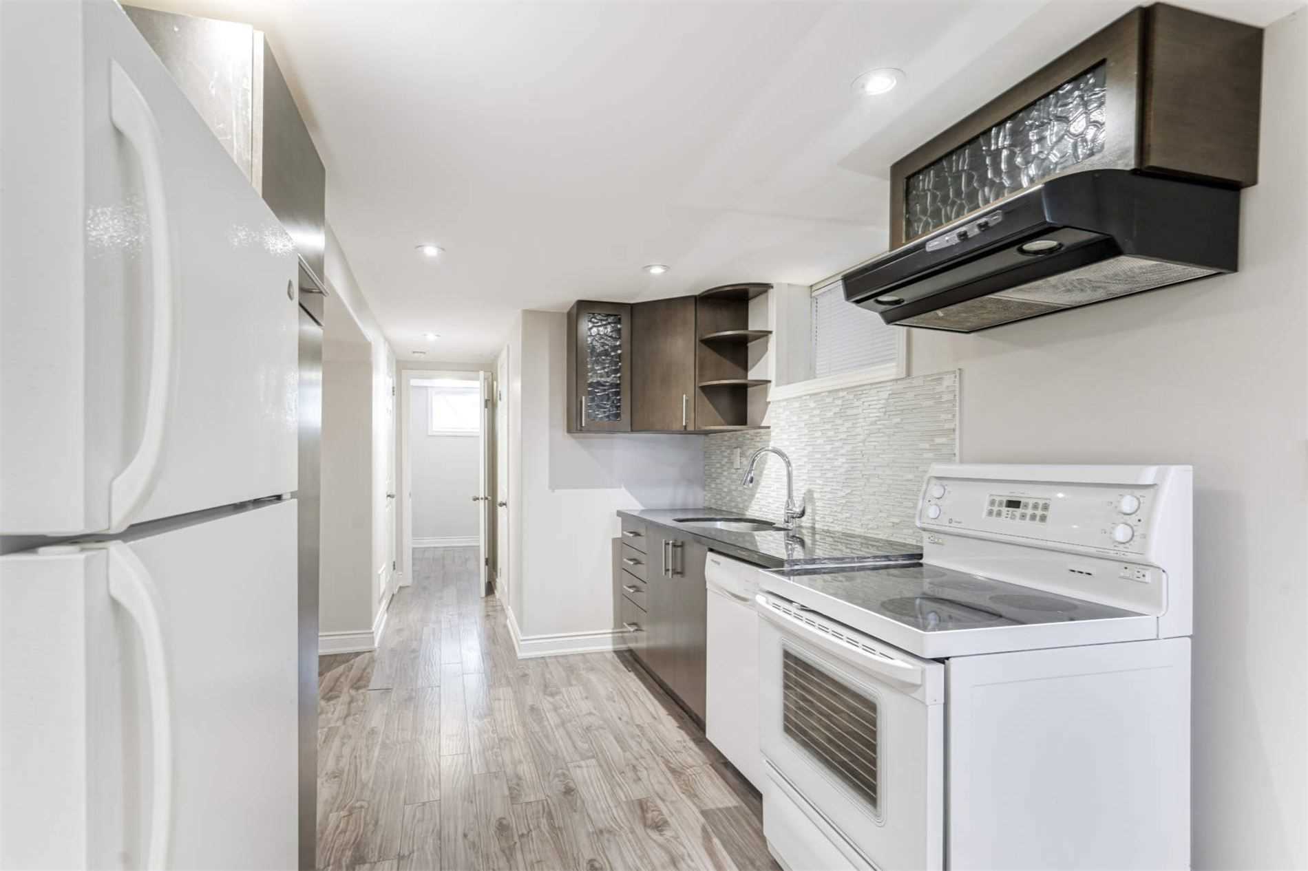 22 Quaker Cres