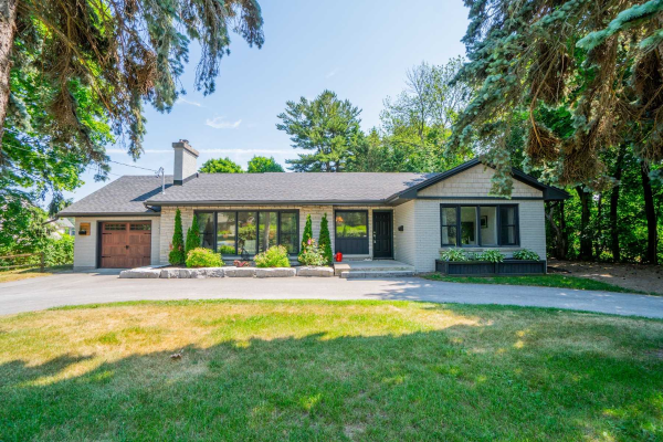 333 Lakeshore Rd, Port Hope