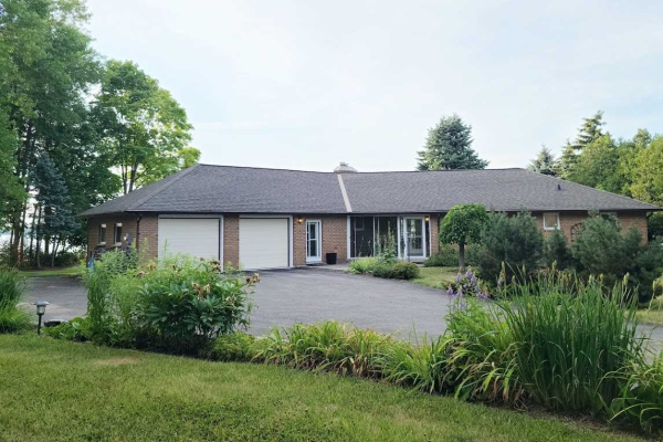 1190 County 3 Rd, Prince Edward County