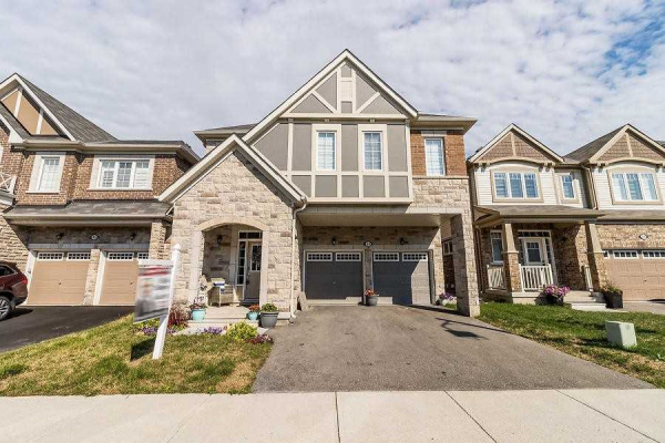 51 Stillwater Cres, Hamilton